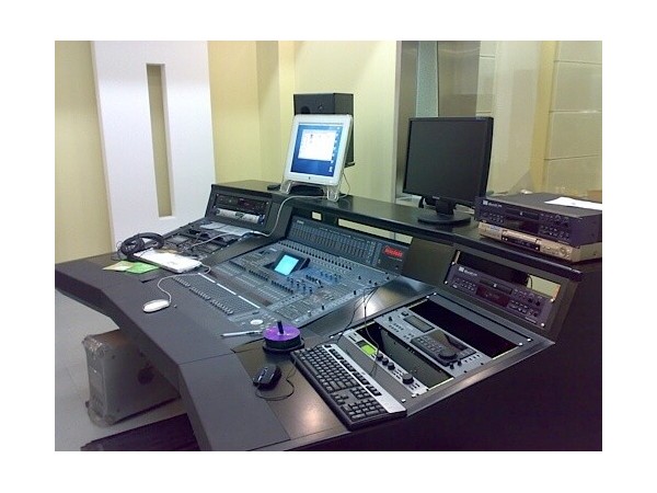 發(fā)射臺機房智能化監(jiān)控你們有做過嗎？給個方案