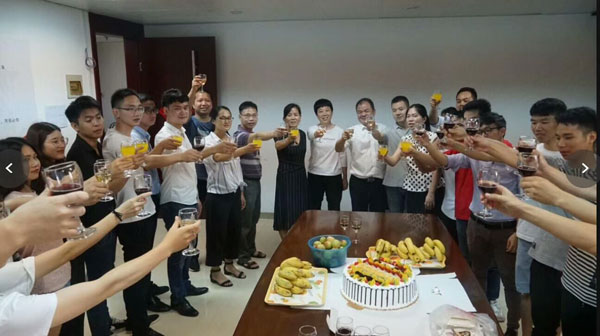 中國聯(lián)通數(shù)據(jù)中心機(jī)房監(jiān)控訂單慶功會