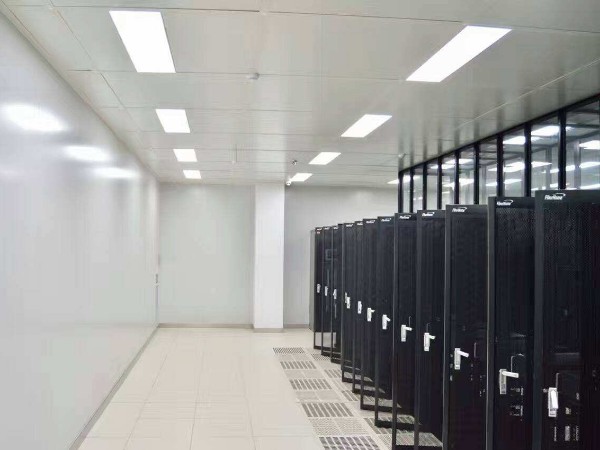 動(dòng)環(huán)監(jiān)控系統(tǒng)哪家公司好？入圍過(guò)通信、電力、電網(wǎng)行業(yè)的！