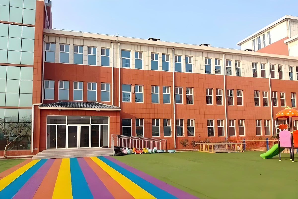 學(xué)校 學(xué)校