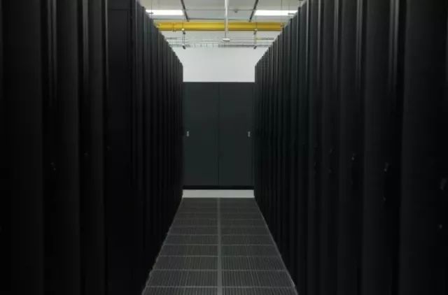 arm核心的互聯(lián)網(wǎng)數(shù)據(jù)中心機房主供配電設(shè)備監(jiān)控系統(tǒng)