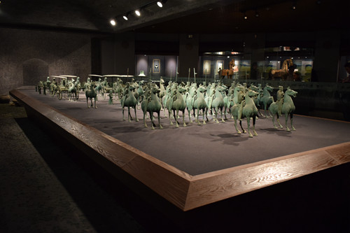 省時省力的展覽館環(huán)境溫濕度監(jiān)測控制系統(tǒng)