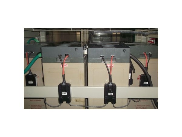 蓄電池內(nèi)阻、電壓、電流及溫度在線監(jiān)測系統(tǒng)應用方案