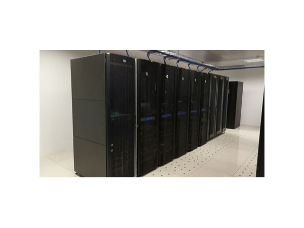 學(xué)校機(jī)房安裝監(jiān)控方案，要找誰做？