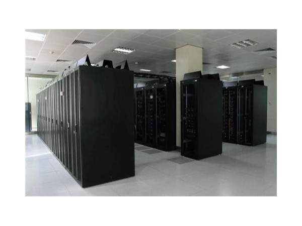 環(huán)境監(jiān)控，機(jī)房智能安全衛(wèi)士